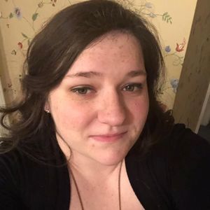 Meet your Posher, Holly